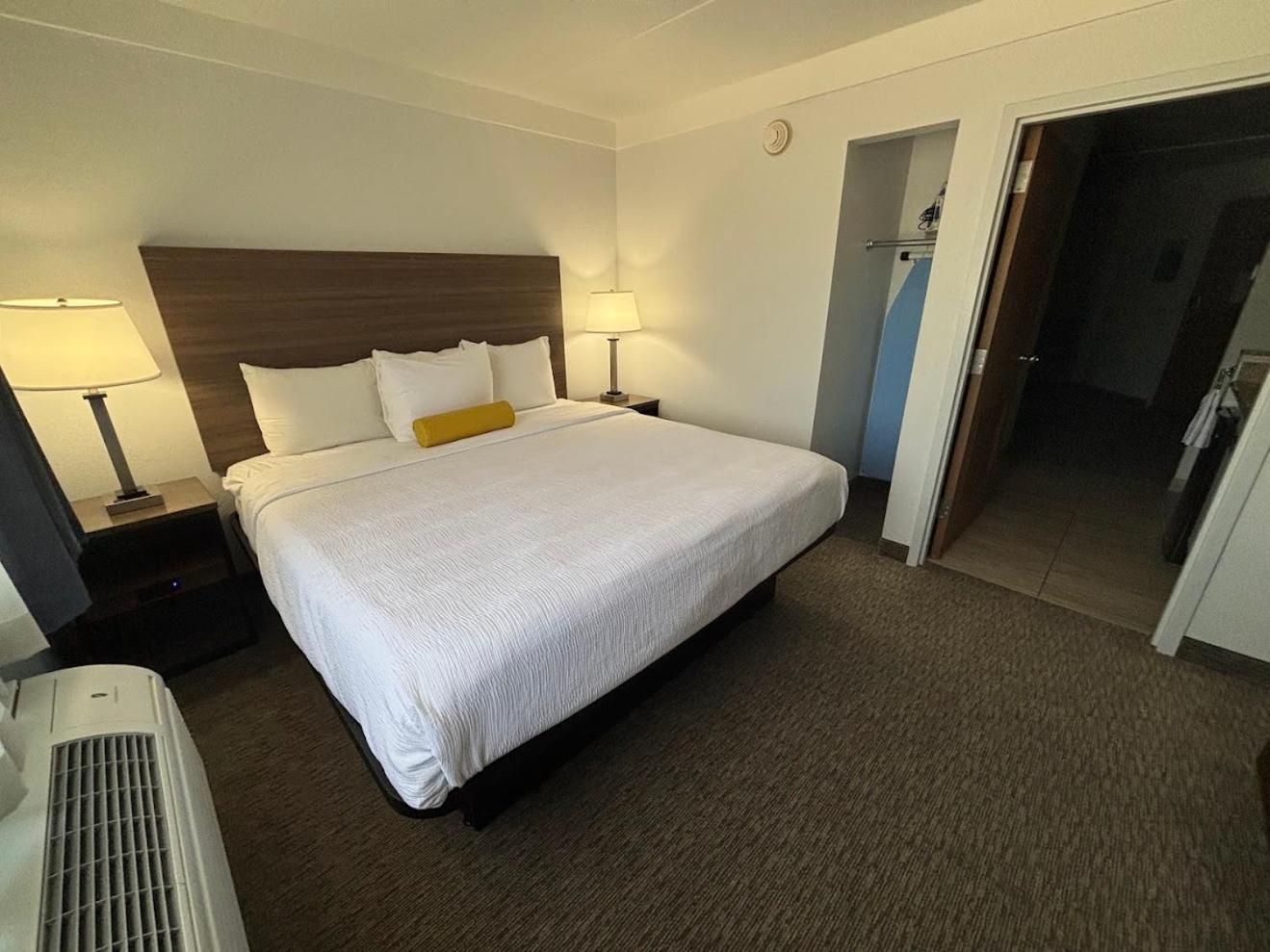 Hotel Pommier Indianola Eksteriør billede